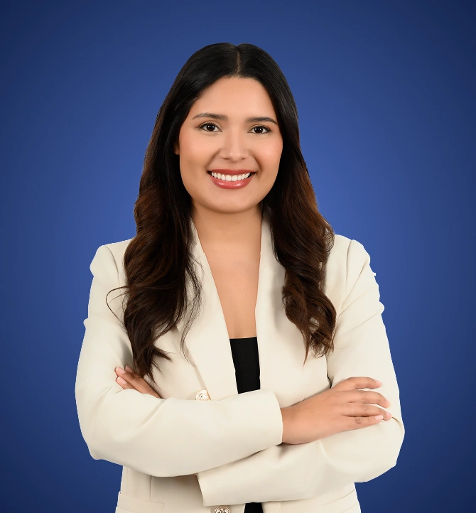 Estela Aquino Paralegal